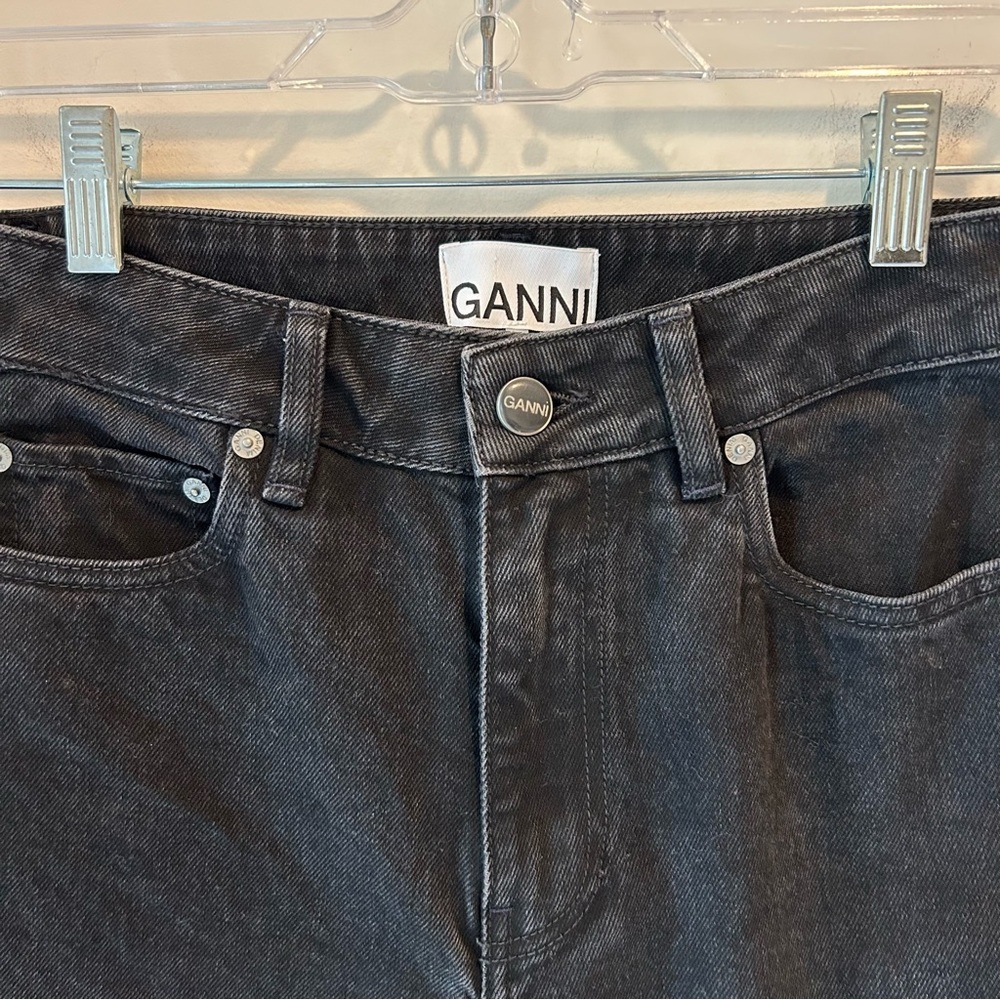 Ganni Betzy High-Rise Flared Jeans Black - Picture 6 of 11